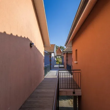 90 M2 Avec Parking Terrasse Balcons, Proche Du Port Et Plages דירה ארסשון