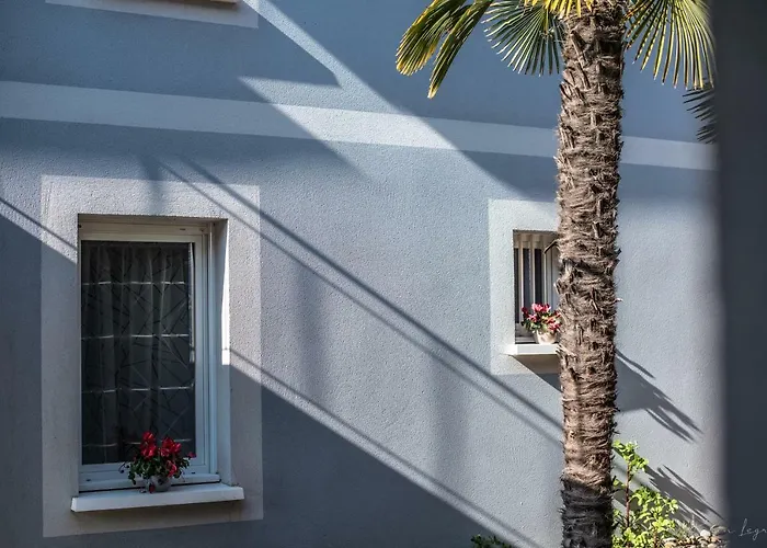 Apartmán 90 M2 Avec Parking Terrasse Balcons, Proche Du Port Et Plages *