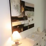 Lägenhet 90 M2 Avec Parking Terrasse Balcons, Proche Du Port Et Plages *