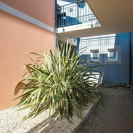 Lägenhet 90 M2 Avec Parking Terrasse Balcons, Proche Du Port Et Plages *