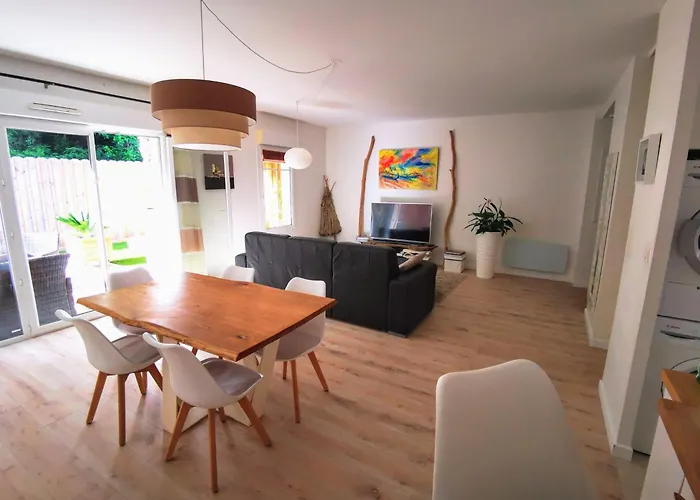 90 M2 Avec Parking Terrasse Balcons, Proche Du Port Et Plages * Arcachon